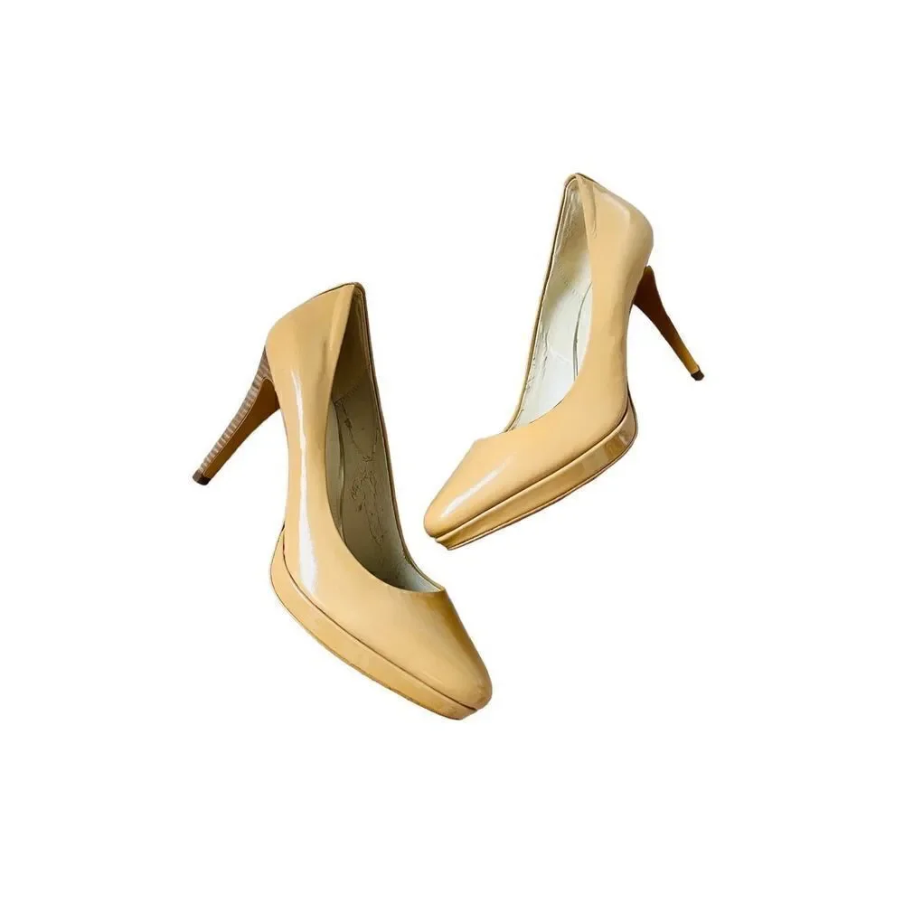 Coach Nude Pumps sz 10‎